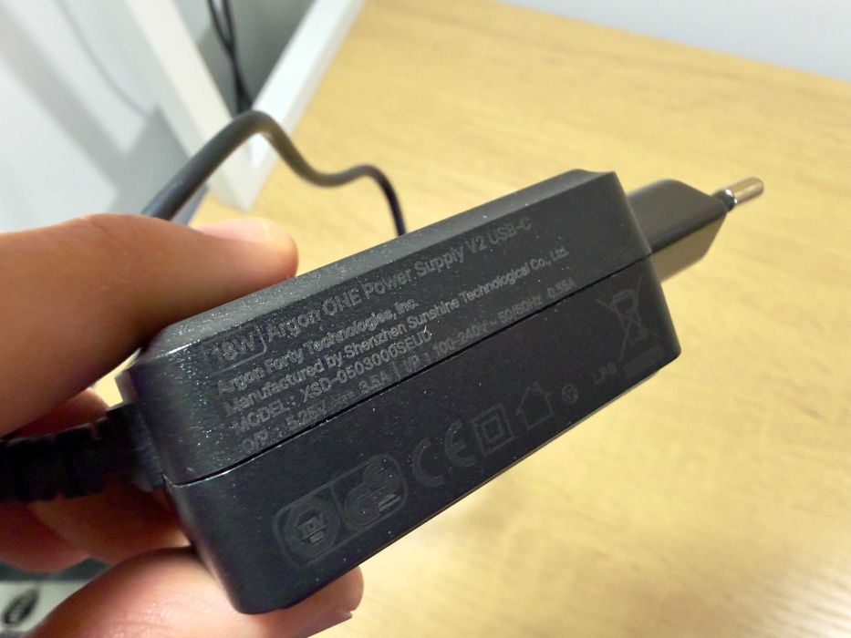 Raspberry Pi Model B/8GB + Argon ONE M.2 (SATA) + 16GB MicroSD