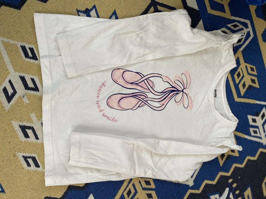 Haine de fetita stare foarte buna