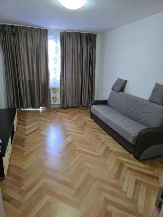 Inchiriez apartament 2 camere