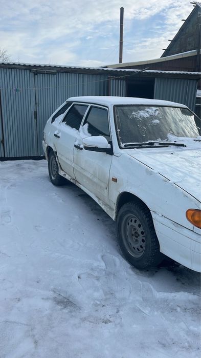 Продам 2114 белый в отличном состояний