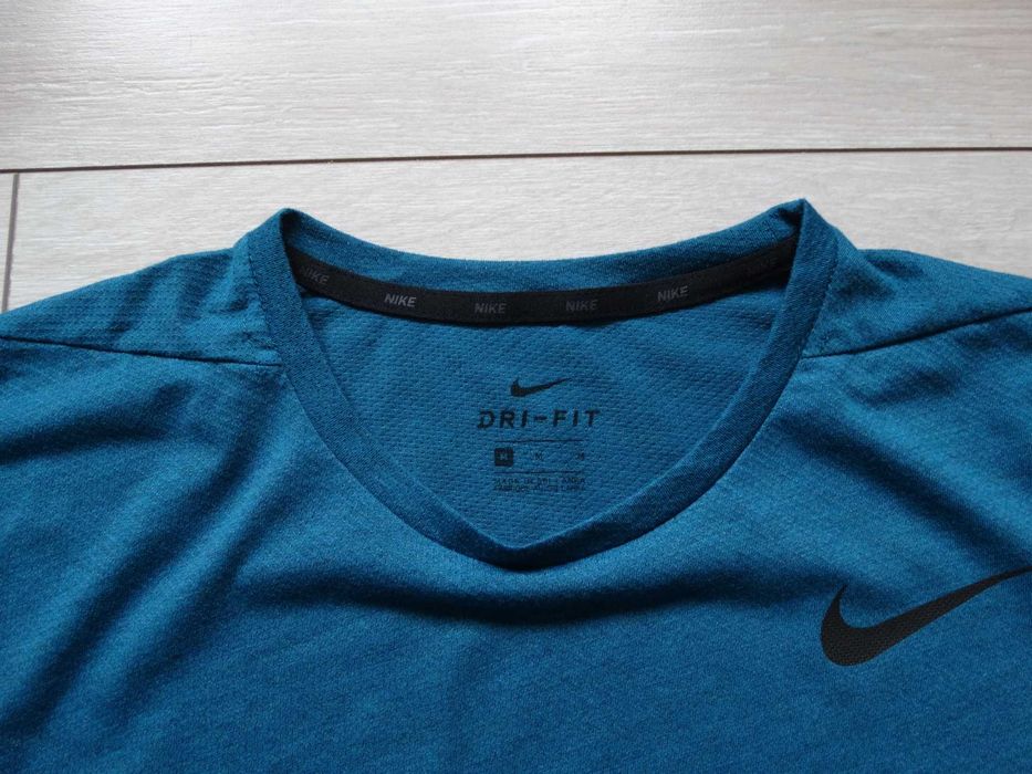 Найк Nike Breathe Dri Fit мъжка спортна тениска размер М