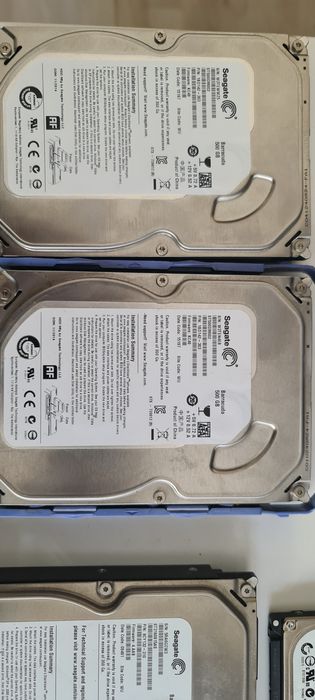 Hard disc baracuda și memori ram laptop