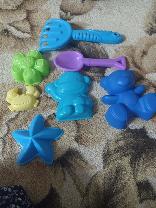 Игрушки для песка