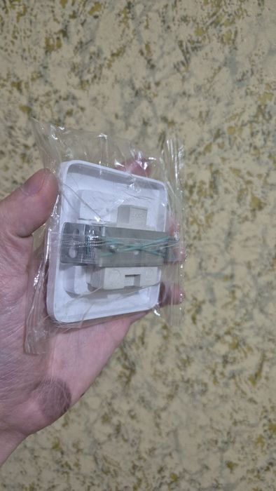 Выключатель двухкоавишный новый