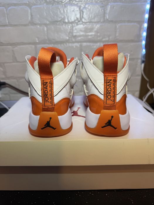 Adidași Jordan Jumpman Two Trey