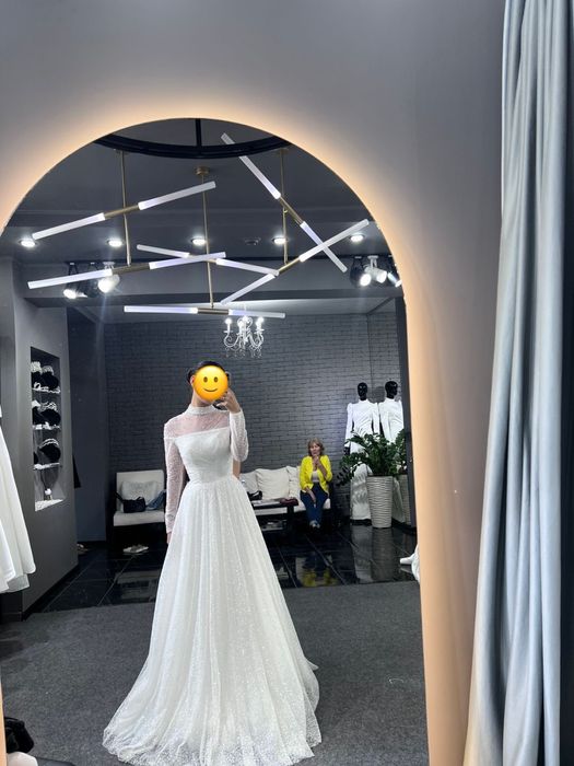 Продам свадебные платья