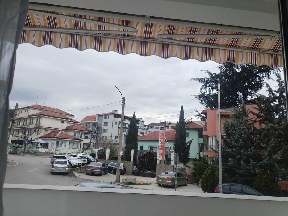 Дава се под наем Етаж от къща в Асеновград - 160 кв.м за 598.23 € - Снимка #4