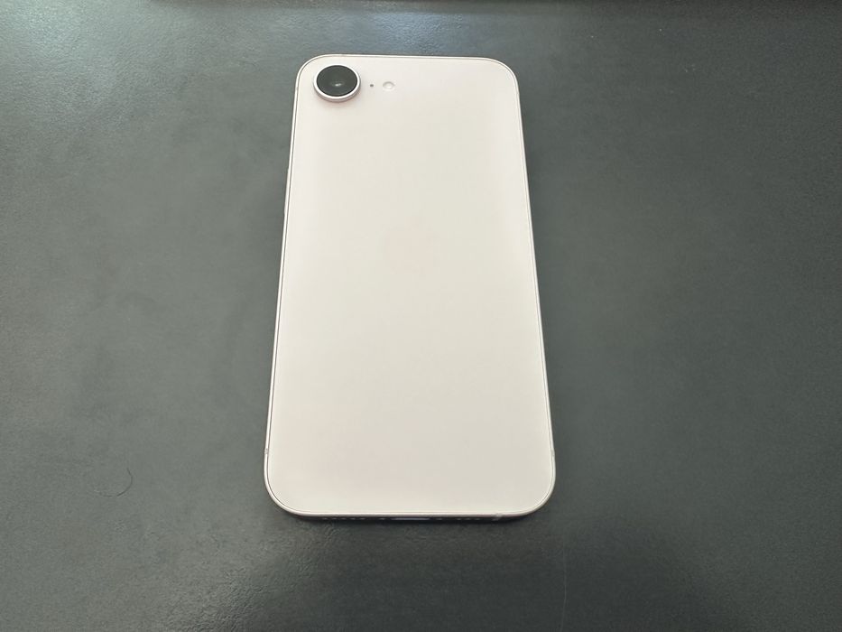 Apple iPhone 17e