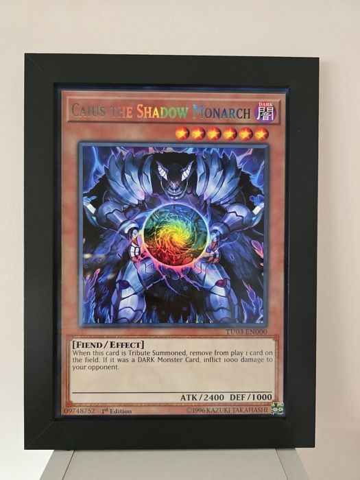 Югио (Yu-Gi-Oh!) Арт в Стилна Черна Рамка със Стъкло – 25x34 см