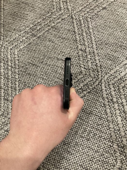 Iphone 15 в живом состоянии