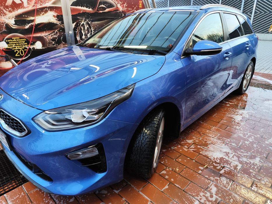 Kia Ceed CEED Sw  1.4 T-GDI 7 DCT • AN 2019 • BENZINA • 140cp