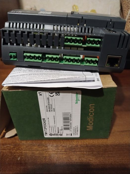 Контроллер Schneider