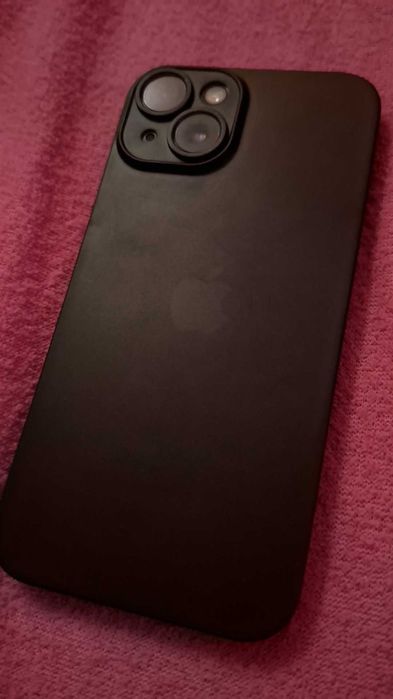 Продавам iPhone 13