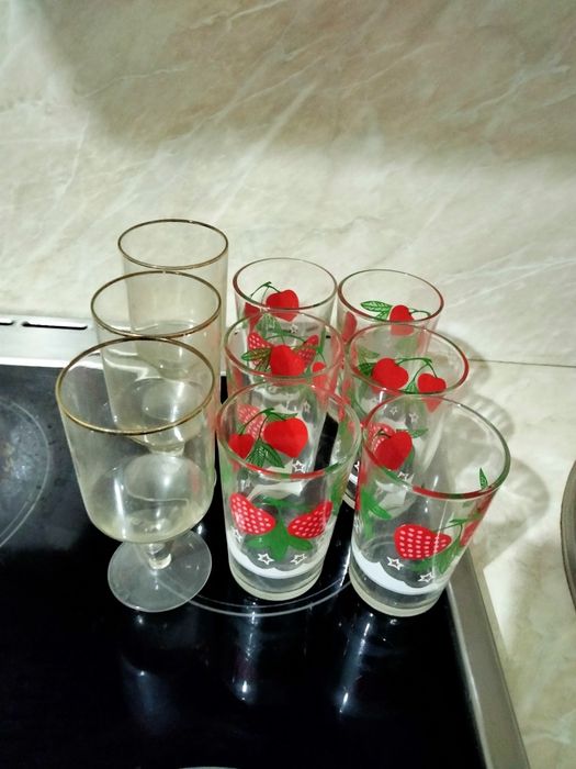 Продаю бокалы стеклянные хорошие