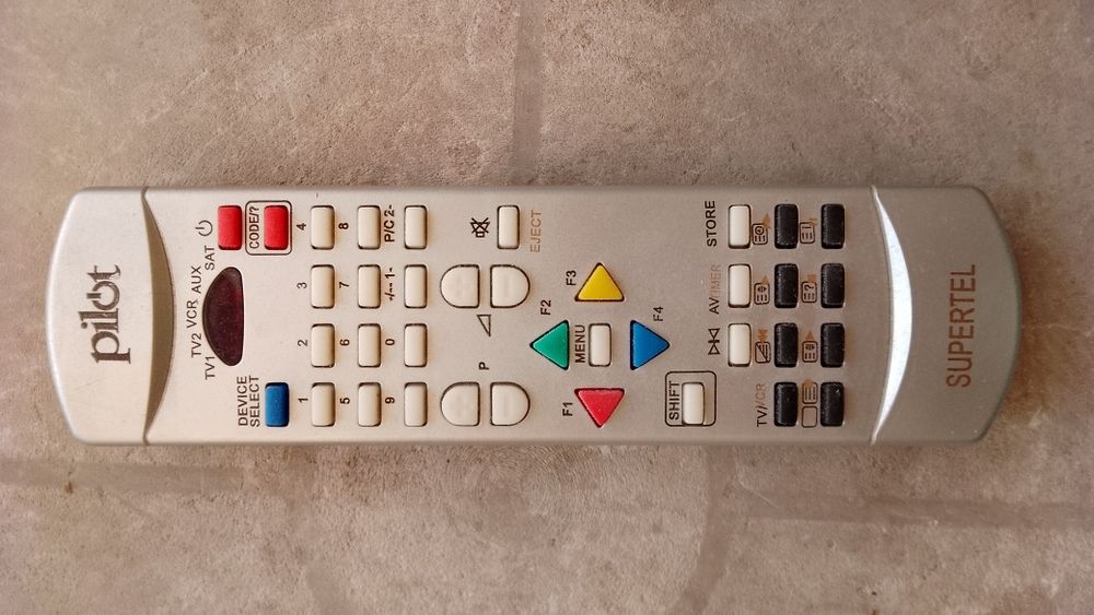 Telecomanda universala Pilot Supertel