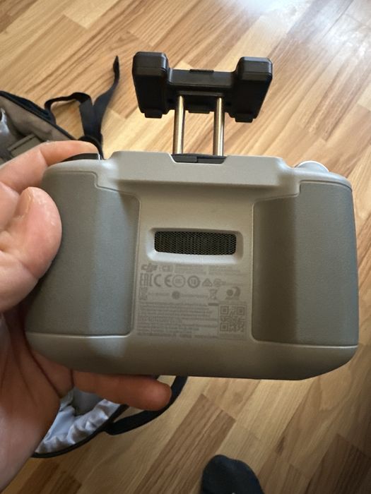 Продавам Дрон Dji mavic air 2 combo