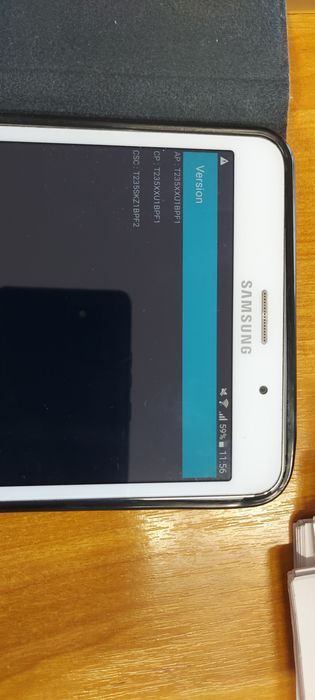 Планшет Самсунг работает