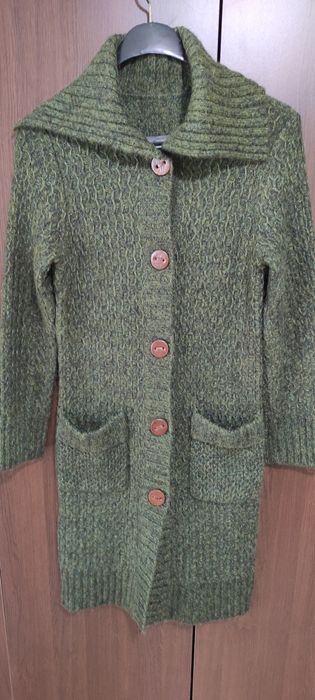 Дамска вълнена жилетка