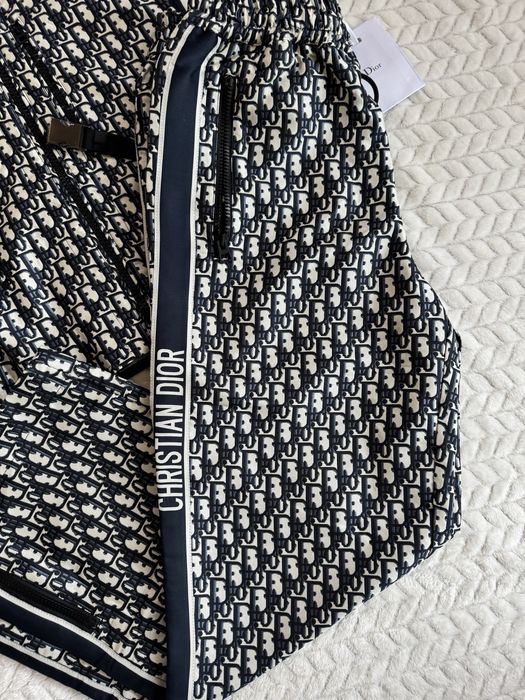 Дамски комплелт нов