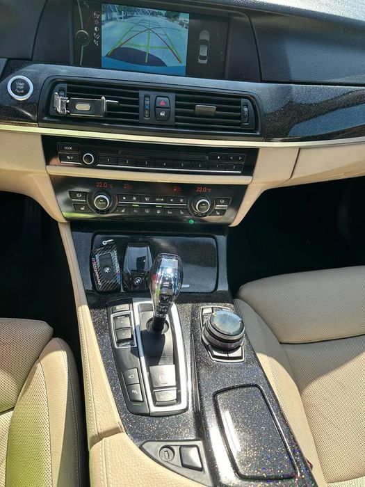 BMW 5 Series 2011 — imagine 5