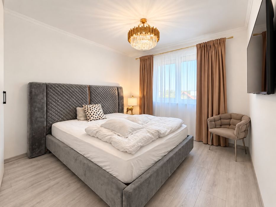 PROPRIETAR! Vand apartament 2 camere in Giroc — fotografia 3