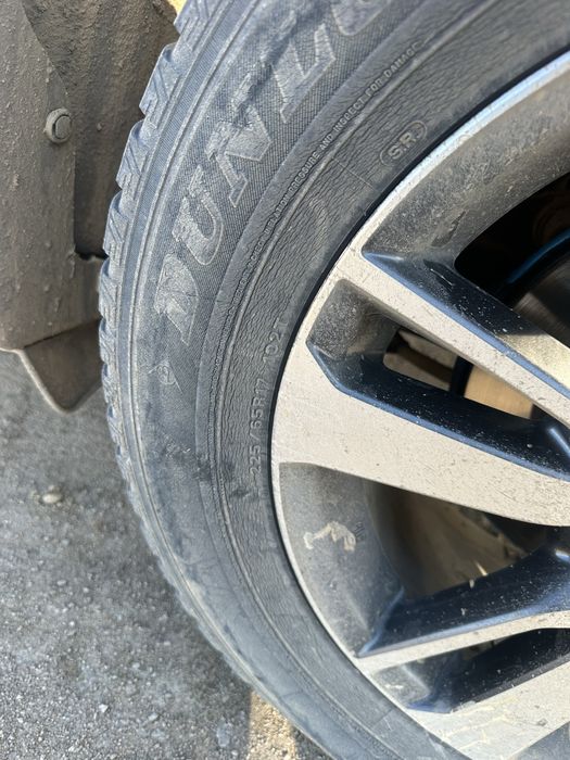 Продается шины 225/65/17