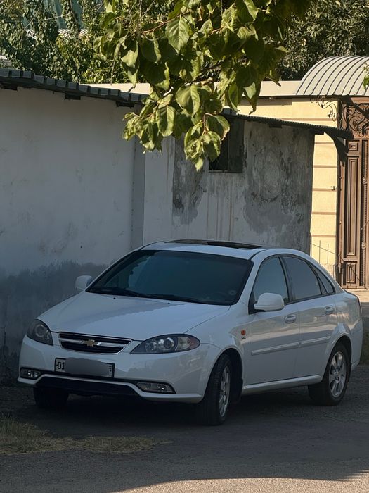 Chevrolet Jentra