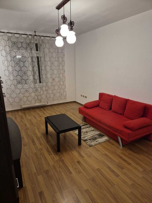 Închiriez ap Zona Centrala  Dimitrov et 1