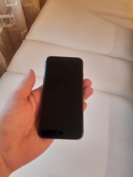 Продам  Айфон 8 64гб