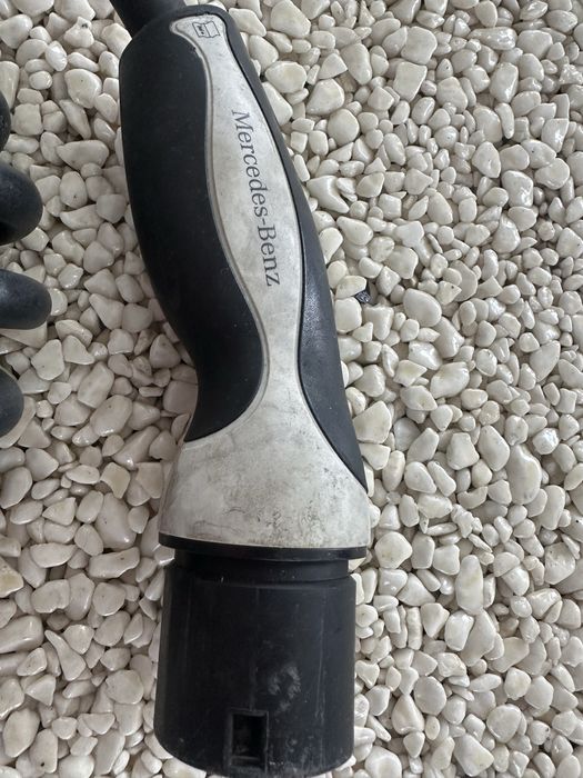 Кабел за зарядно устройство Mercedes