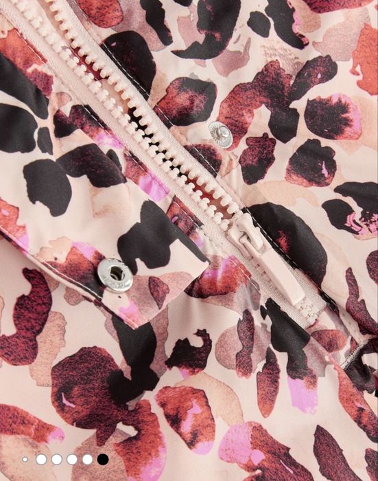 Next regular fit - shower resistant