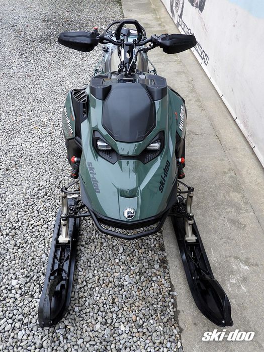 Snowmobil Ski-Doo Summit X Expert 850 E-Tec Turbo R Shot 154 2026