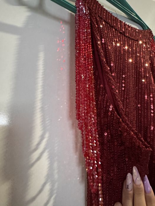 Официална рокля с пайети