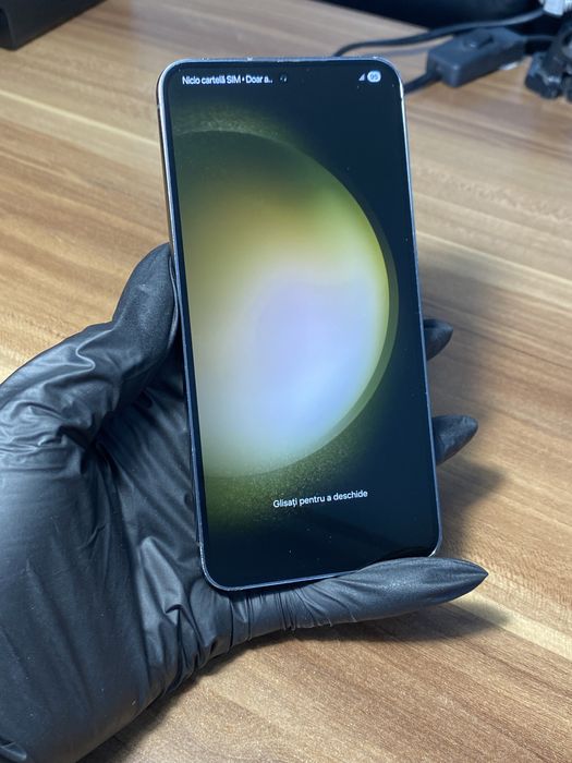 Samsung Galaxy s23• 256 GB • Green