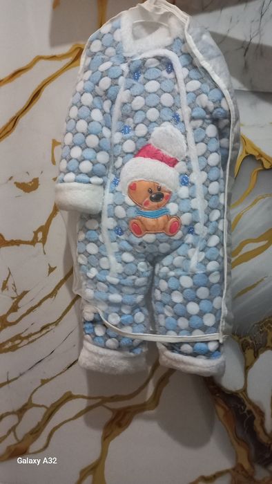 Bolalar uchun Kombinzon