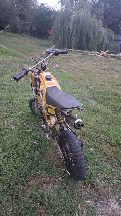 Cross 49cc, trage bine!