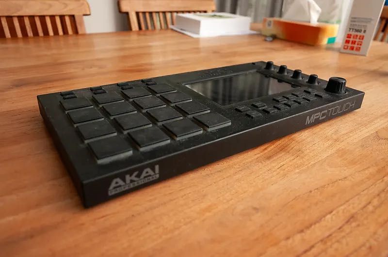 akai mpc touch на запчасти