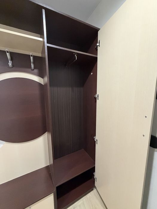 Продам прихожую