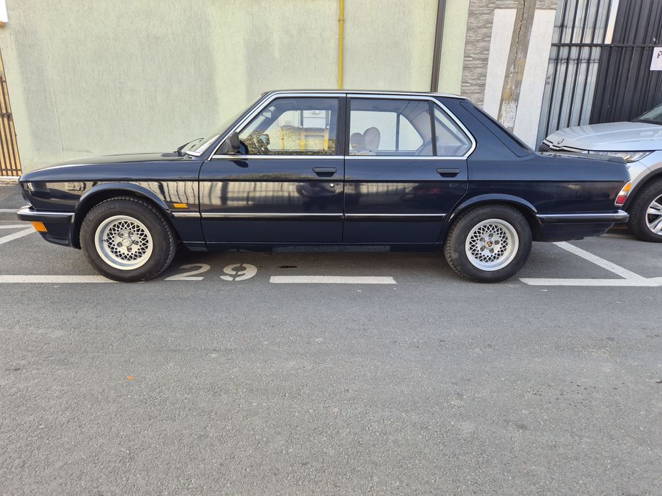 Bmw e28 520i vehicul istoric  klima