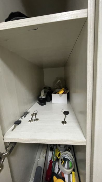 Шкаф для коридора