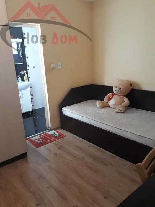 Дава се под наем  в Велико Търново, Център - 25 кв.м за 127.5 € - Снимка #3