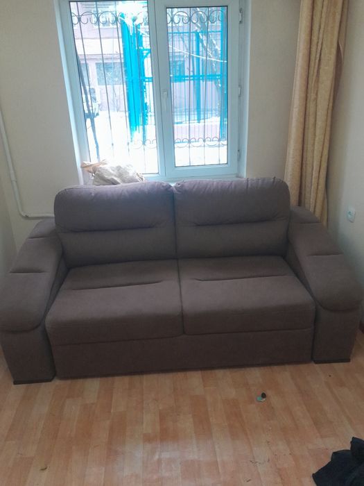 Продам диван хорошем состаяние