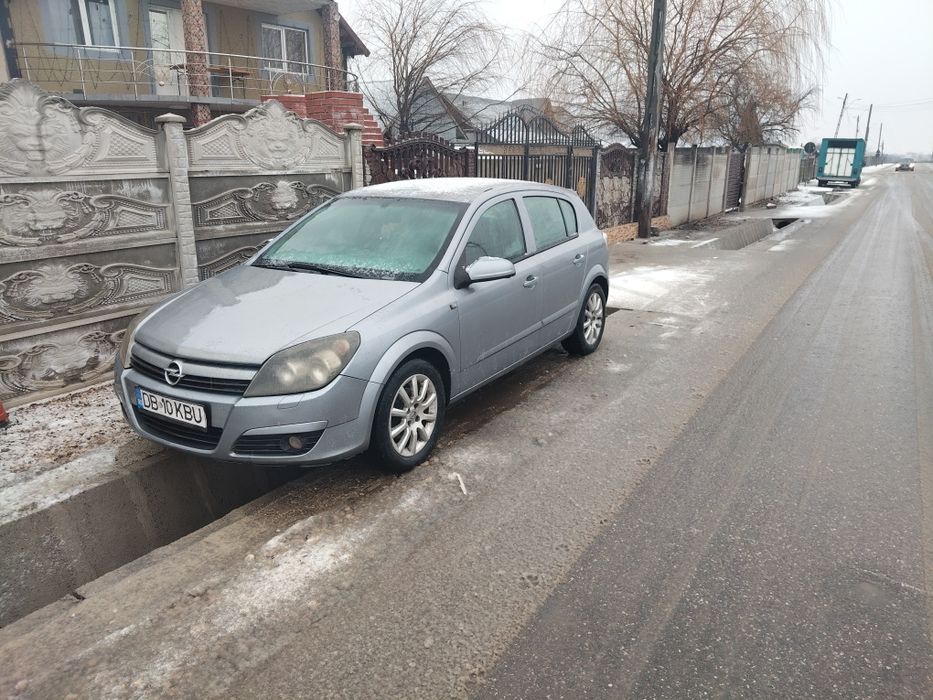 Vînd Opel Astra h