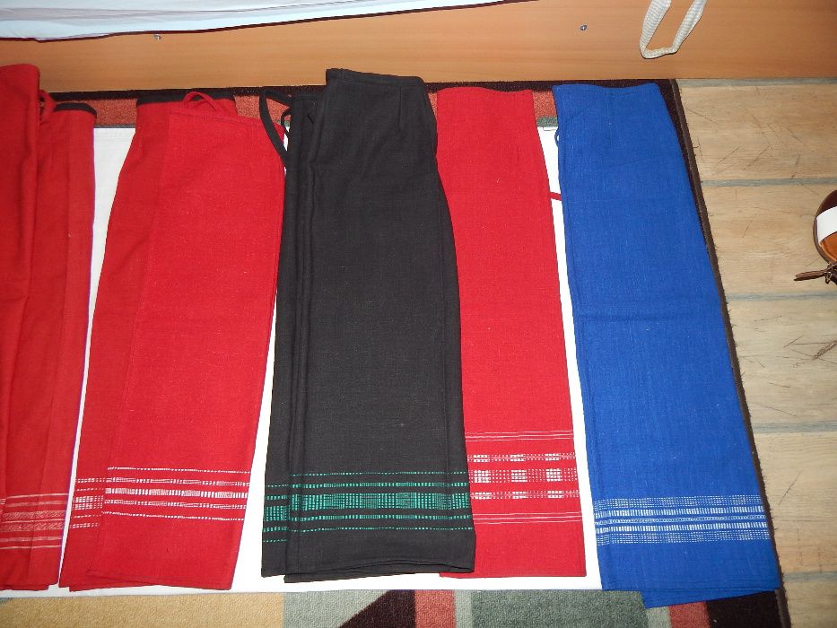 Автентични бълг. престилки-нови