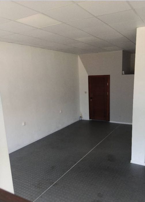 Дава се под наем Магазин в Дупница - 63 кв.м за 357 € - Снимка #3