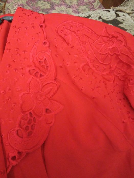 Женские блузки новые.