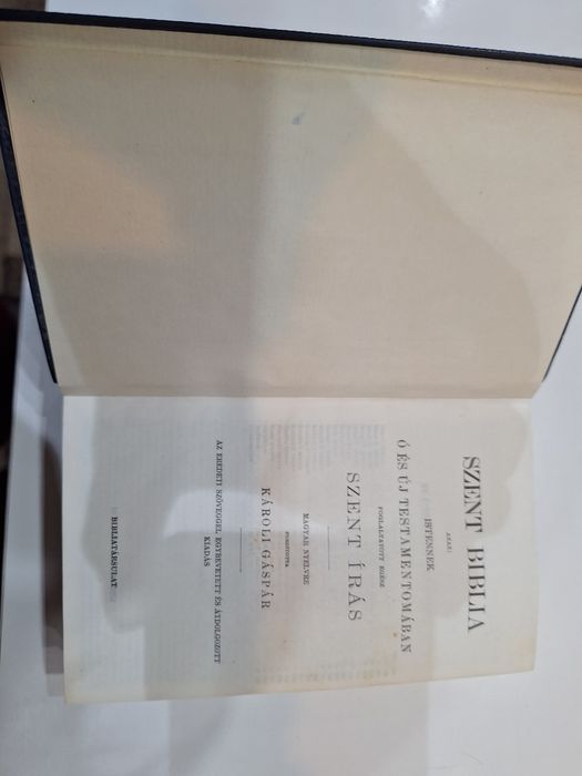 Biblia in limba maghiara