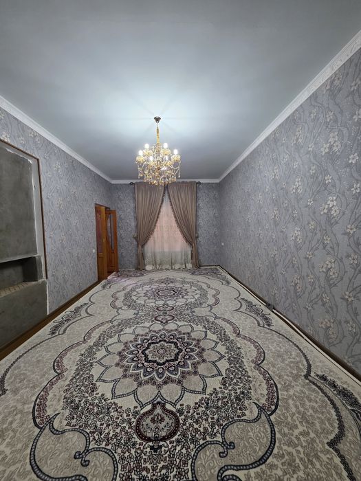 Тошкент тум. Кӯксарой Қ.Ф.Й. Кӯкбӯрик маҳ.  5 хона 11 сот  уй сотилади