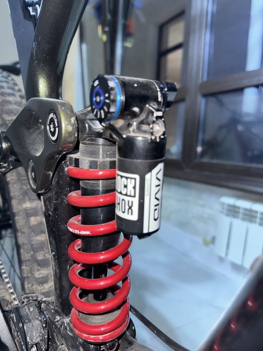 Rock shox VIVID coil ultimate