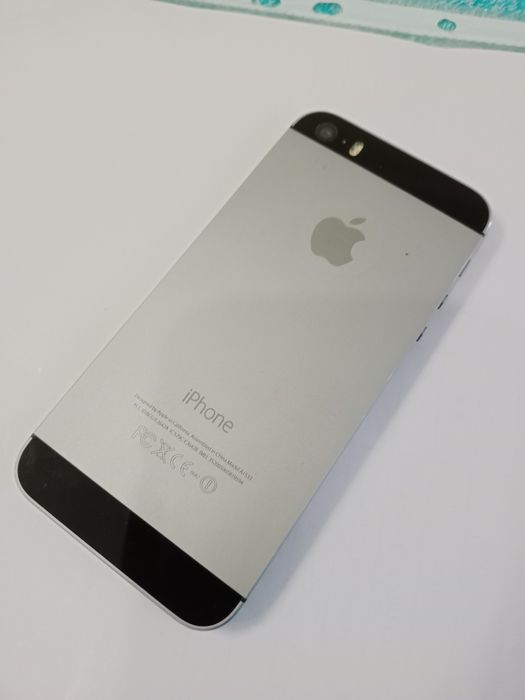 Продам Apple iPhone 5S